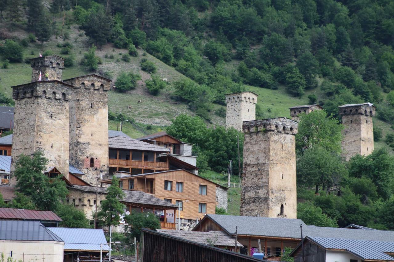 Mestia Panorama Esterno foto